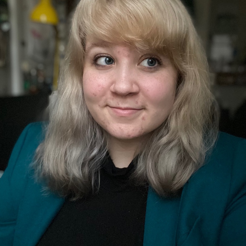 Meet your Posher, Hannah